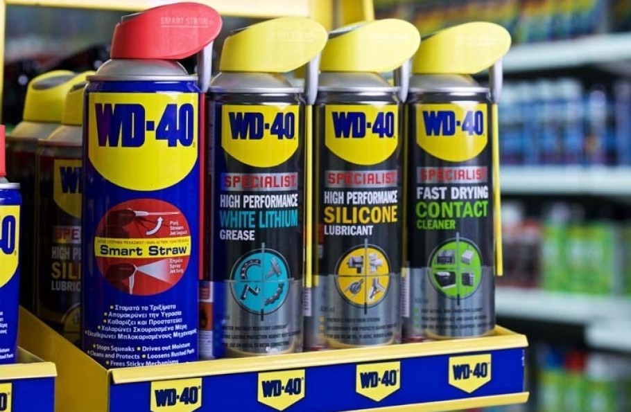 The Blue and Yellow Can With 2000 Uses